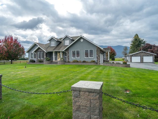 House for sale in Chilliwack, Sardis, 42872 South Sumas Road, 263146334 | Realtylink.org