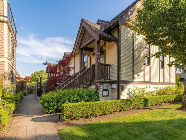 Townhouse for sale in Vancouver, Vancouver East, 1077 Salsbury Drive, 263146388 | Realtylink.org
