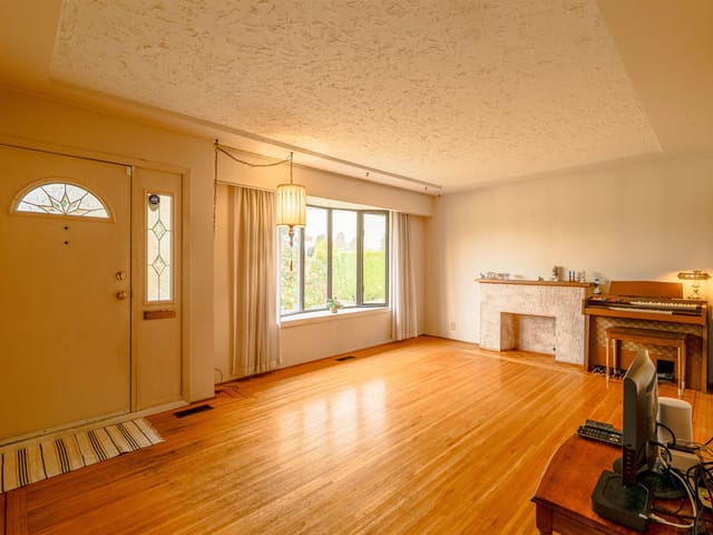 House for sale in Burnaby, Burnaby South, 4638 Royal Oak Avenue, 263146413 | Realtylink.org