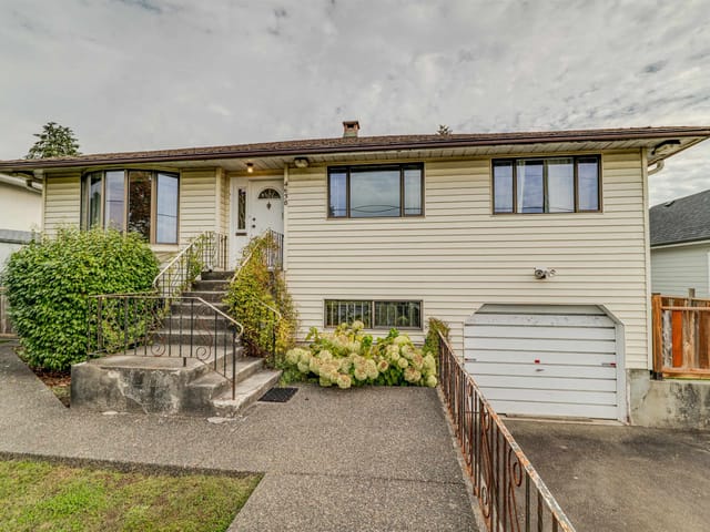 House for sale in Burnaby, Burnaby South, 4638 Royal Oak Avenue, 263146413 | Realtylink.org