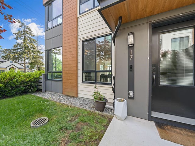 Townhouse for sale in Surrey, Surrey, 17 15151 Edmund Street, 263146434 | Realtylink.org