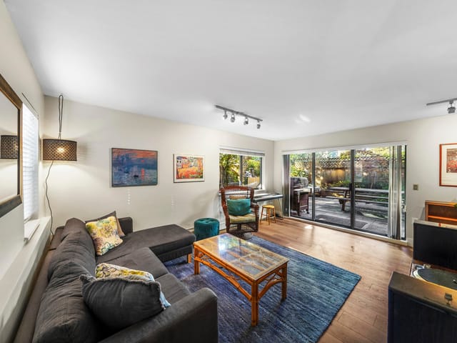 Apartment for sale in Vancouver, Vancouver West, 101 2935 Spruce Street, 263146467 | Realtylink.org