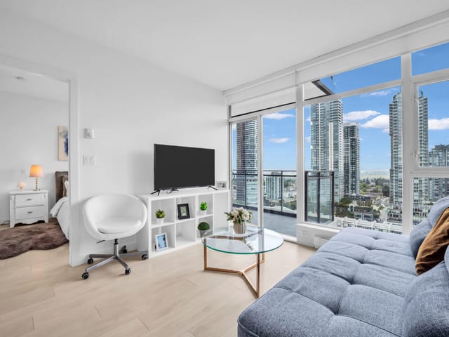 Apartment for sale in Burnaby, Burnaby South, 2203 6098 Station Street, 263146702 | Realtylink.org