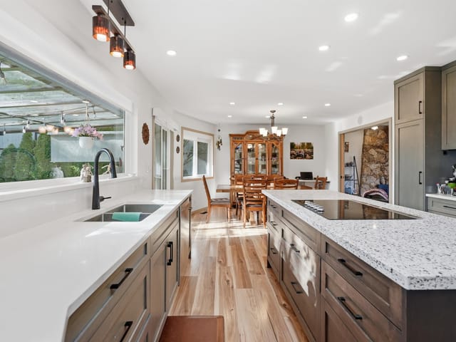 House for sale in Port Moody, Port Moody, 526 Yale Road, 263146809 | Realtylink.org