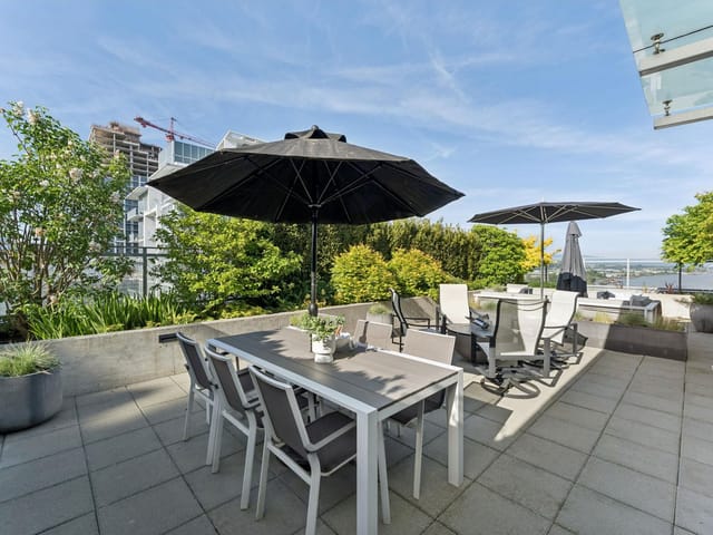 Apartment for sale in New Westminster, New Westminster, PH2 200 Nelson's Crescent, 263146934 | Realtylink.org