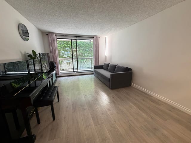 Apartment for sale in Richmond, Richmond, 233 8460 Lansdowne Road, 263146980 | Realtylink.org