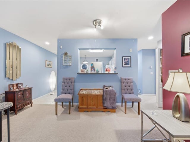 Apartment for sale in Surrey, Surrey, 109 6385 121st Street, 263147026 | Realtylink.org