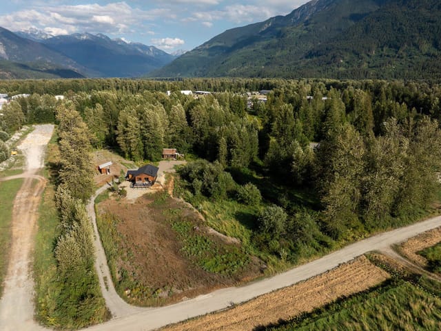 House for sale in Pemberton, Pemberton, 7320 Macrae Road, 263147116 | Realtylink.org
