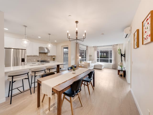 Apartment for sale in Abbotsford, Abbotsford, 102 33540 Mayfair Avenue, 263147123 | Realtylink.org