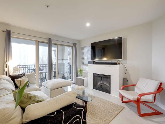 Apartment for sale in Burnaby, Burnaby North, 311 2088 Beta Avenue, 263147179 | Realtylink.org