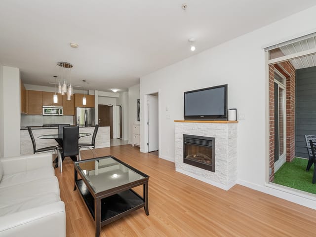 Apartment for sale in Port Moody, Port Moody, 320 101 Morrissey Road, 263147260 | Realtylink.org