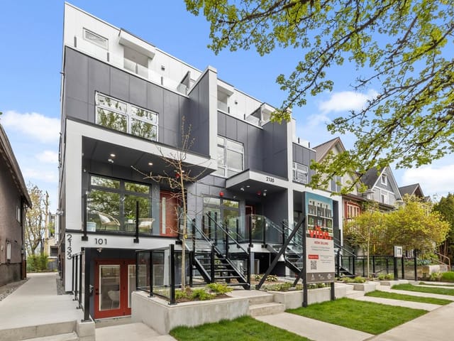 Townhouse for sale in Vancouver, Vancouver East, 201 2135 E Pender Street, 263147393 | Realtylink.org