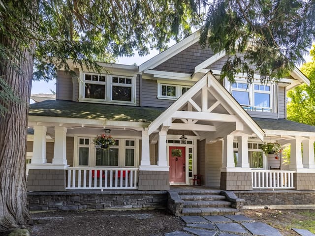 House for sale in Surrey, South Surrey White Rock, 12522 26a Avenue, 263147441 | Realtylink.org