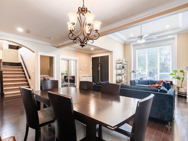 House for sale in Surrey, Surrey, 14239 62 Avenue, 263147478 | Realtylink.org
