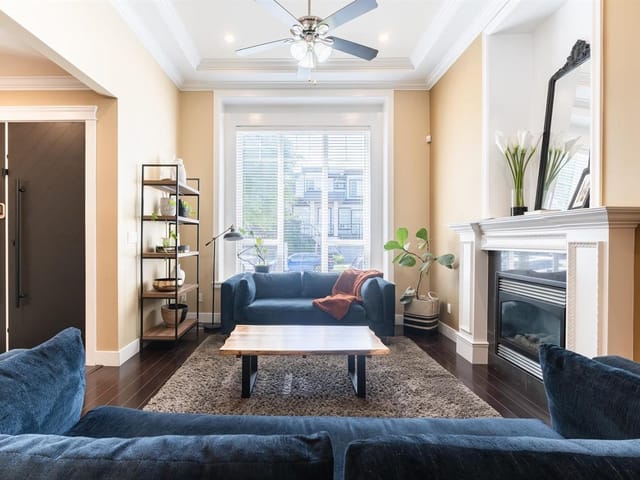 House for sale in Surrey, Surrey, 14239 62 Avenue, 263147478 | Realtylink.org