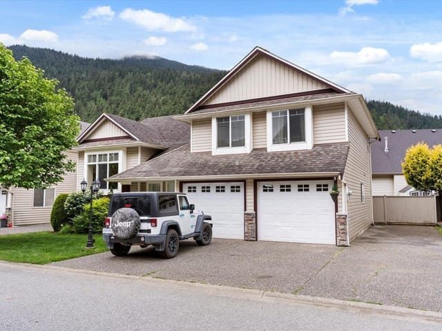 House for sale in Harrison Hot Springs, Harrison Lake, 35 349 Walnut Avenue, 263147542 | Realtylink.org