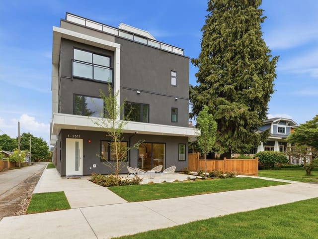 1/2 Duplex for sale in Vancouver, Vancouver East, 1 2511 Kitchener Street, 263147549 | Realtylink.org