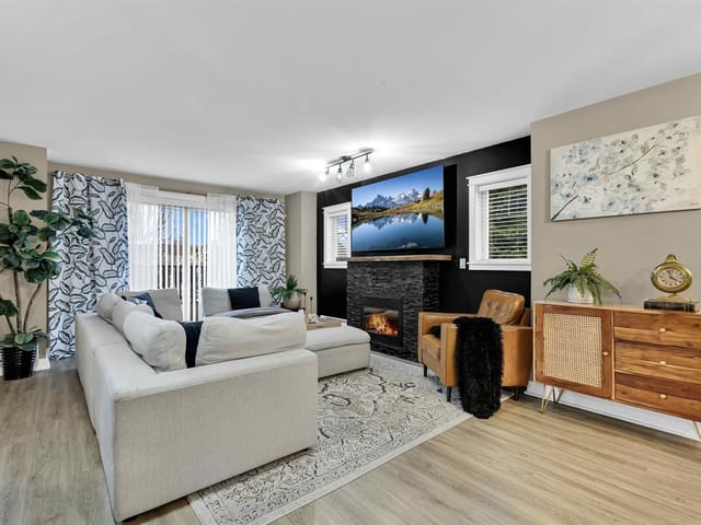 Townhouse for sale in Surrey, Surrey, 101 13368 72 Avenue, 263147581 | Realtylink.org