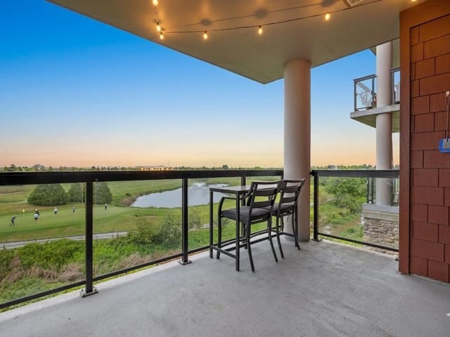 Apartment for sale in Tsawwassen, Tsawwassen, 307 5011 Springs Boulevard, 263147626 | Realtylink.org
