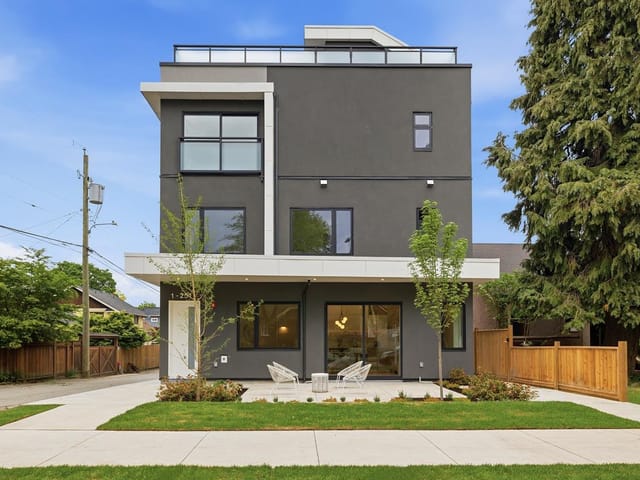 1/2 Duplex for sale in Vancouver, Vancouver East, 1 2509 Kitchener Street, 263147665 | Realtylink.org