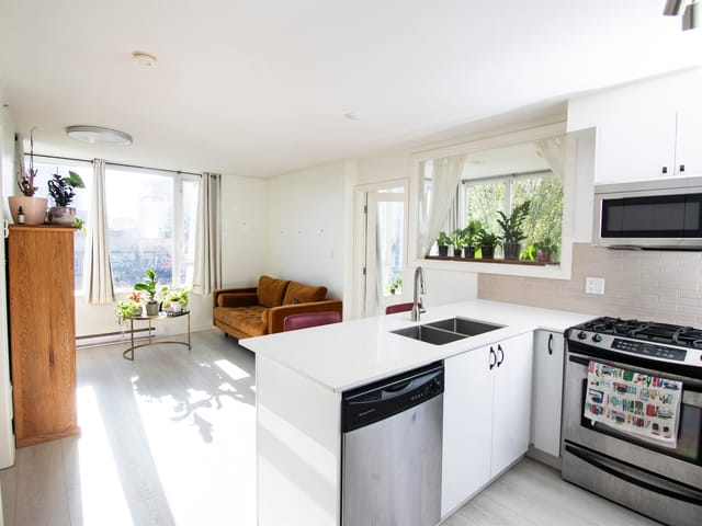Apartment for sale in Vancouver, Vancouver West, 204 2483 Spruce Street, 263147701 | Realtylink.org