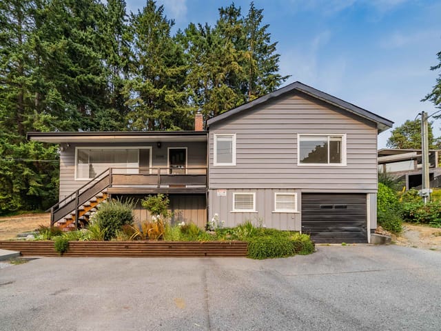 House for sale in Sechelt, Sunshine Coast, 5258 Sunshine Coast Highway, 263147738 | Realtylink.org
