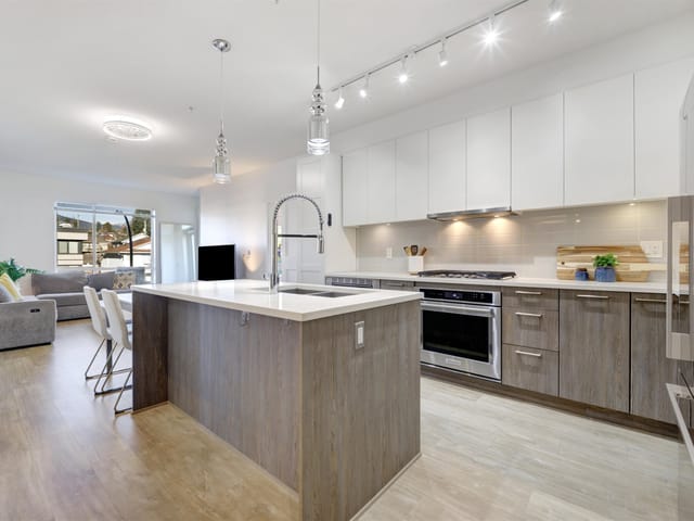 Apartment for sale in North Vancouver, North Vancouver, 306 625 E 3rd Street, 263147758 | Realtylink.org