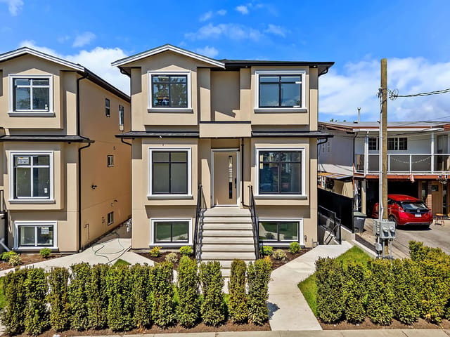 House for sale in Burnaby, Burnaby North, 2 6885 Aubrey Street, 263147767 | Realtylink.org