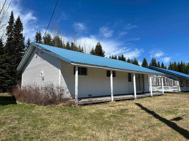 House for sale in Canim Lake, 100 Mile House, 629 a Road, 263147782 | Realtylink.org