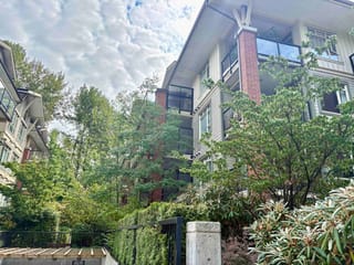 Apartment for sale in Port Moody, Port Moody, 202 200 Capilano Road, 263147821 | Realtylink.org