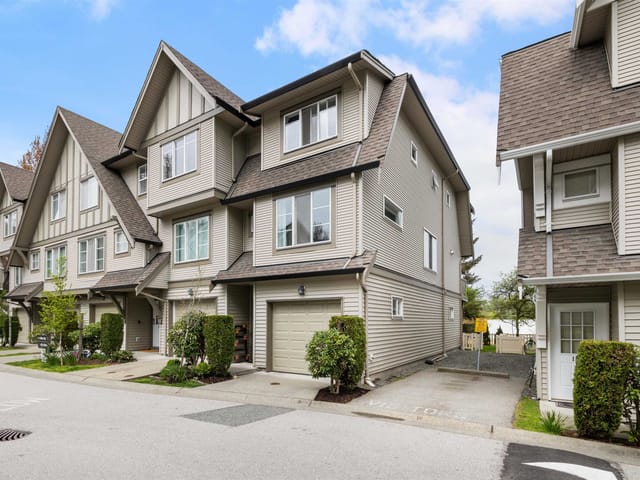 Townhouse for sale in Surrey, Surrey, 102 15175 62a Avenue, 263147909 | Realtylink.org