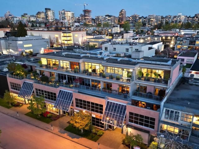 Apartment for sale in Vancouver, Vancouver West, 202 1750 W 2nd Avenue, 263148001 | Realtylink.org