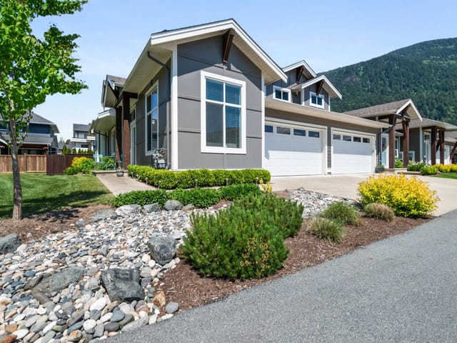 1/2 Duplex for sale in Harrison Hot Springs, Harrison Lake, 36 628 McCombs Drive, 263148032 | Realtylink.org