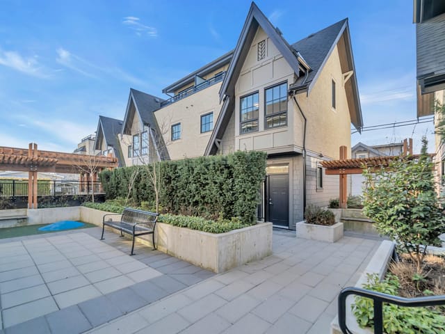 Townhouse for sale in Vancouver, Vancouver West, 7901 Oak Street, 263148035 | Realtylink.org