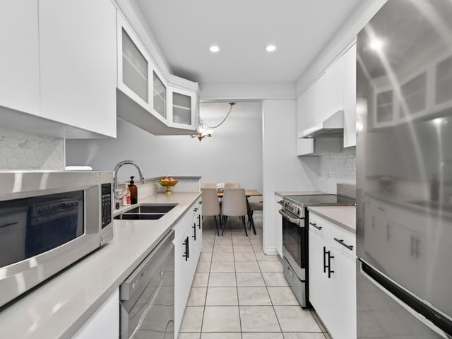 Apartment for sale in Port Moody, Port Moody, 118 200 Westhill Place, 263148101 | Realtylink.org