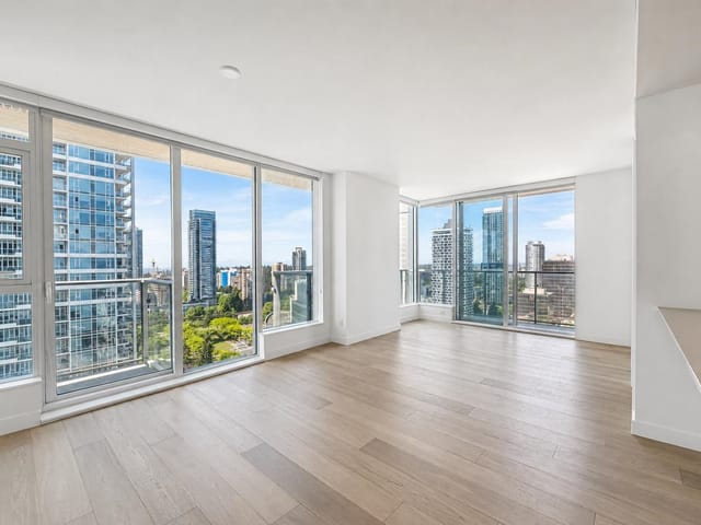 Apartment for sale in Burnaby, Burnaby South, 2104 6000 McKay Avenue, 263148114 | Realtylink.org