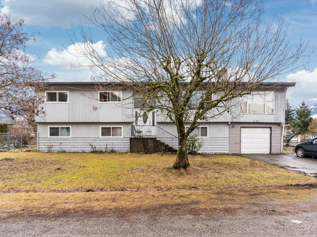 House for sale in Hope, Hope & Area, 385 3rd Avenue, 263148153 | Realtylink.org