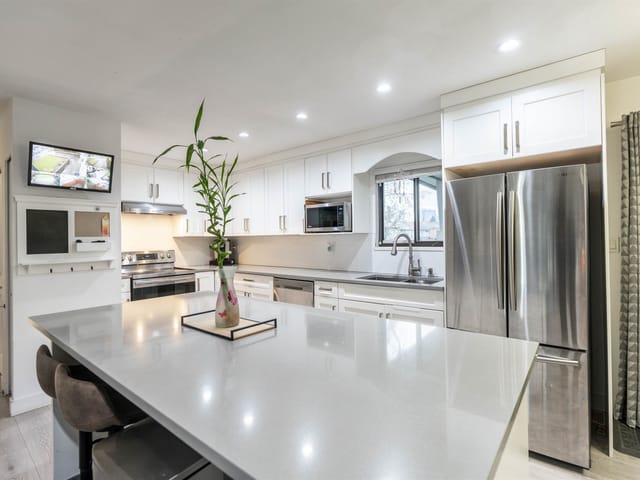 House for sale in Surrey, Surrey, 13933 90a Avenue, 263148357 | Realtylink.org