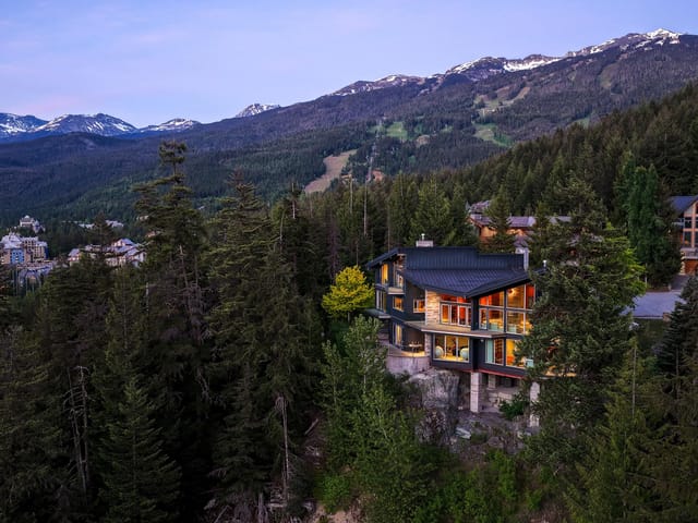 House for sale in Whistler, Whistler, 3855 Sunridge Court, 263148404 | Realtylink.org