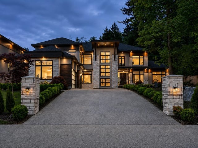 House for sale in Surrey, South Surrey White Rock, 16722 McNair Drive, 263148436 | Realtylink.org