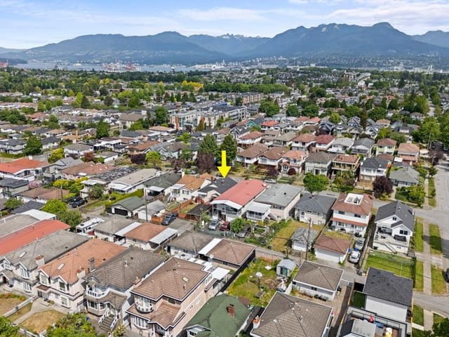 House for sale in Vancouver, Vancouver East, 2964 E 4th Avenue, 263148454 | Realtylink.org