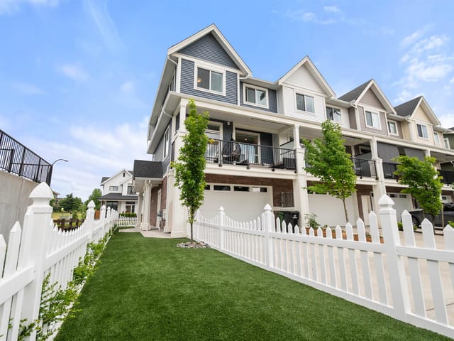 Townhouse for sale in Chilliwack, Sardis, 44529 Freshwater Drive, 263148497 | Realtylink.org