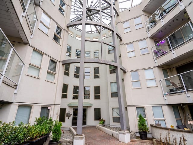 Apartment for sale in Abbotsford, Abbotsford, 401 2575 Ware Street, 263148651 | Realtylink.org