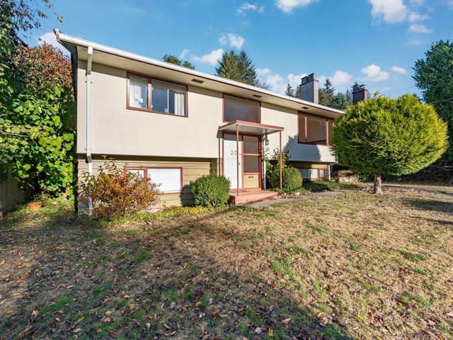 House for sale in Coquitlam, Coquitlam, 332 Laurentian Crescent, 263148682 | Realtylink.org