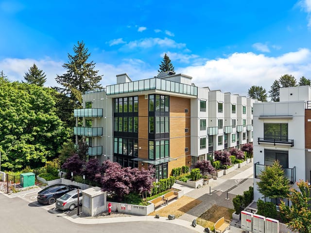 Townhouse for sale in Surrey, Surrey, 306 6338 King George Boulevard, 263148773 | Realtylink.org