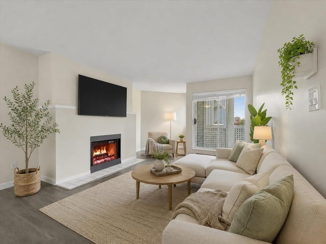 Apartment for sale in Richmond, Richmond, 201 7431 Blundell Road, 263148810 | Realtylink.org