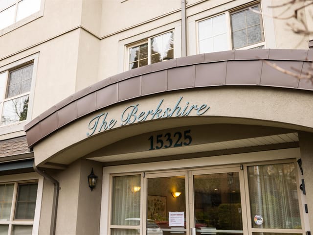 Apartment for sale in Surrey, South Surrey White Rock, 207 15325 17 Avenue, 263148835 | Realtylink.org