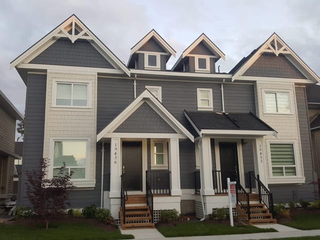 1/2 Duplex for sale in Surrey, Cloverdale, 19436 72a Avenue, 263148847 | Realtylink.org