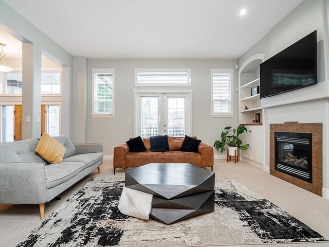 House for sale in Surrey, Cloverdale, 6075 165a Street, 263148878 | Realtylink.org