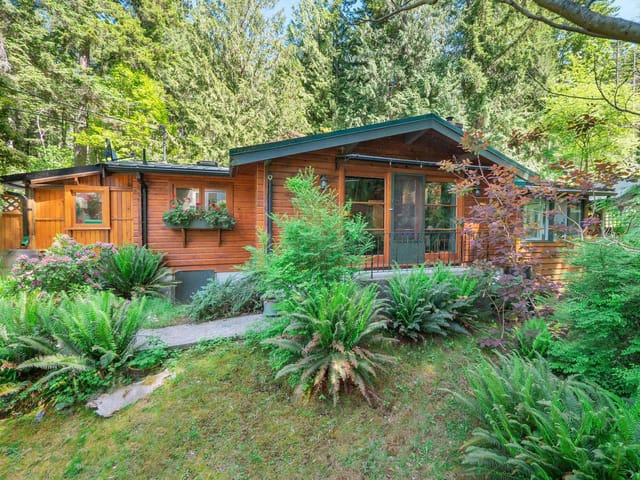 House for sale in Halfmoon Bay, Sunshine Coast, 8626 Redrooffs Road, 263148886 | Realtylink.org